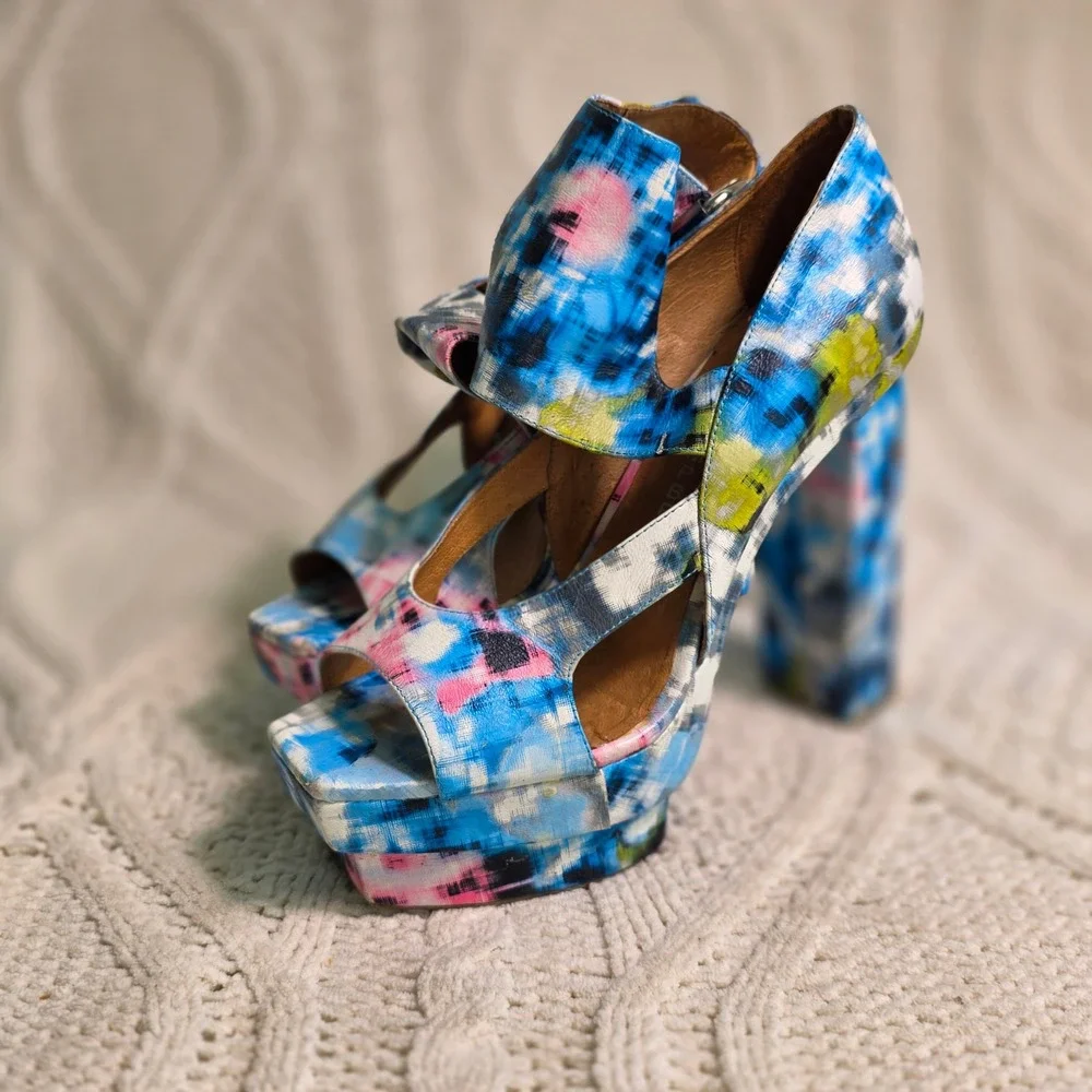 Jeffrey‎ Campbell Ibiza Platform WILD Heels Blue Pink Abstract Women 8 Excellent